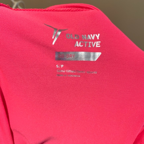 🎉NWT OLD NAVY ACTIVE Pink Quarter Zip - Small - Picture 7 of 8